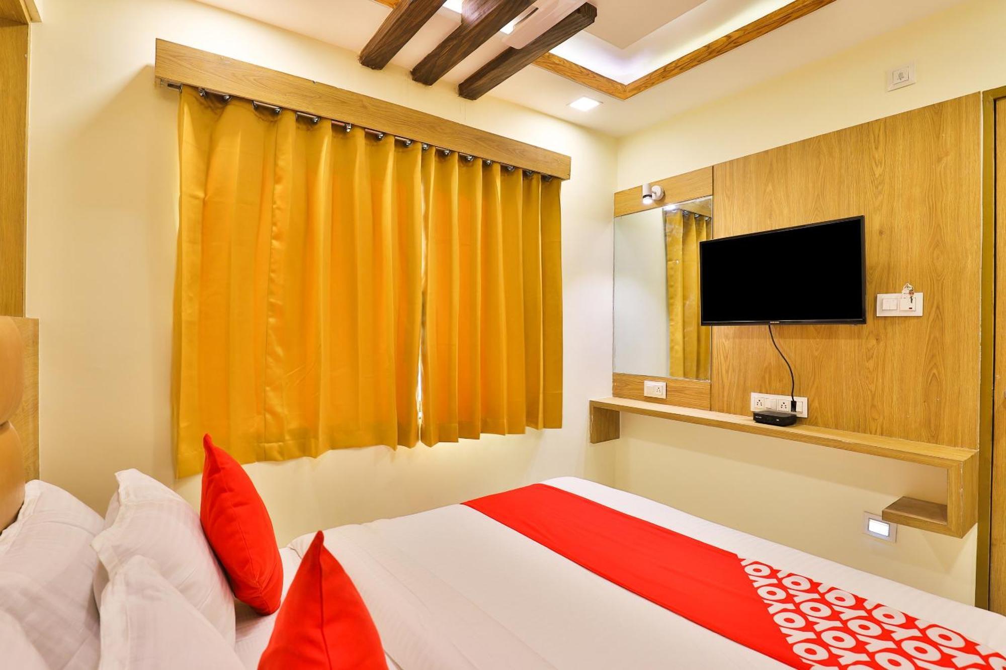 Hotel O Silver Palace Watuwa Zewnętrze zdjęcie