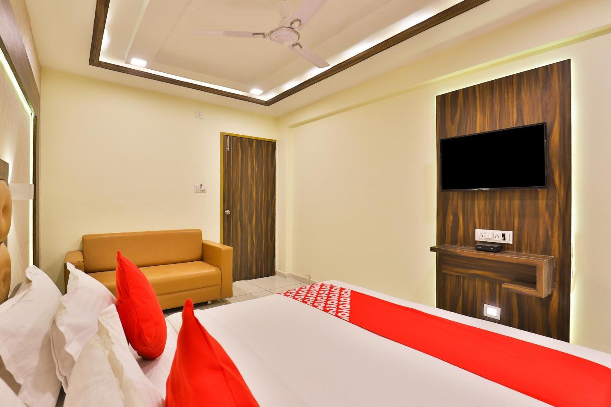 Hotel O Silver Palace Watuwa Zewnętrze zdjęcie